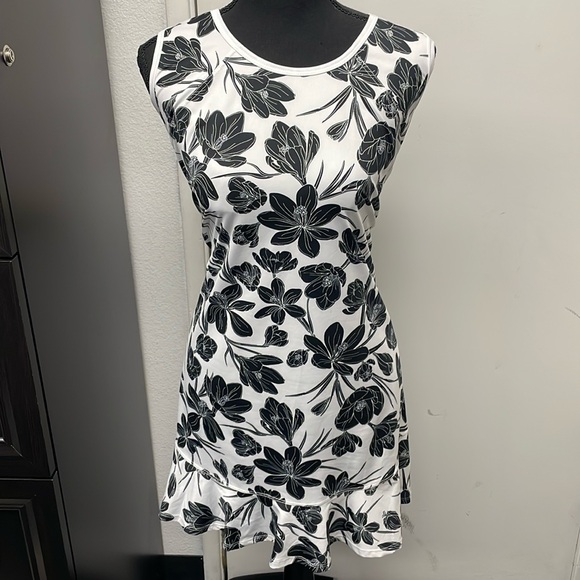 Tail Dresses & Skirts - Tail XXL tennis dress